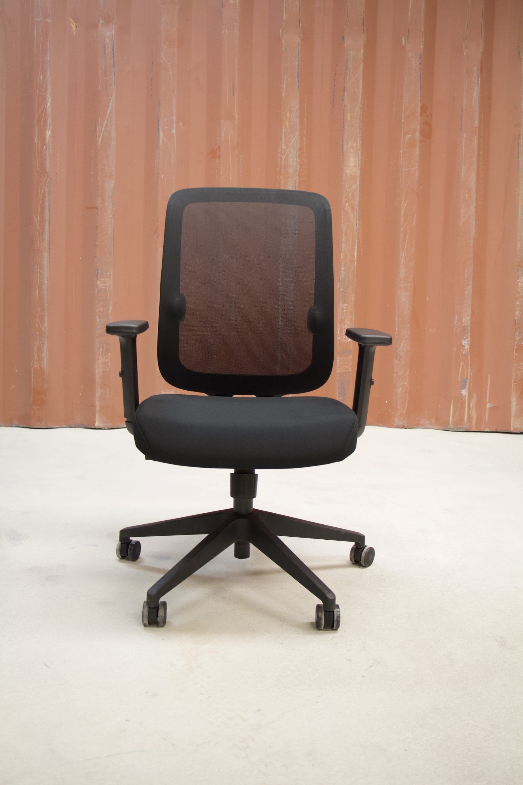 Beniia Modi chair Michalsen Office Furniture