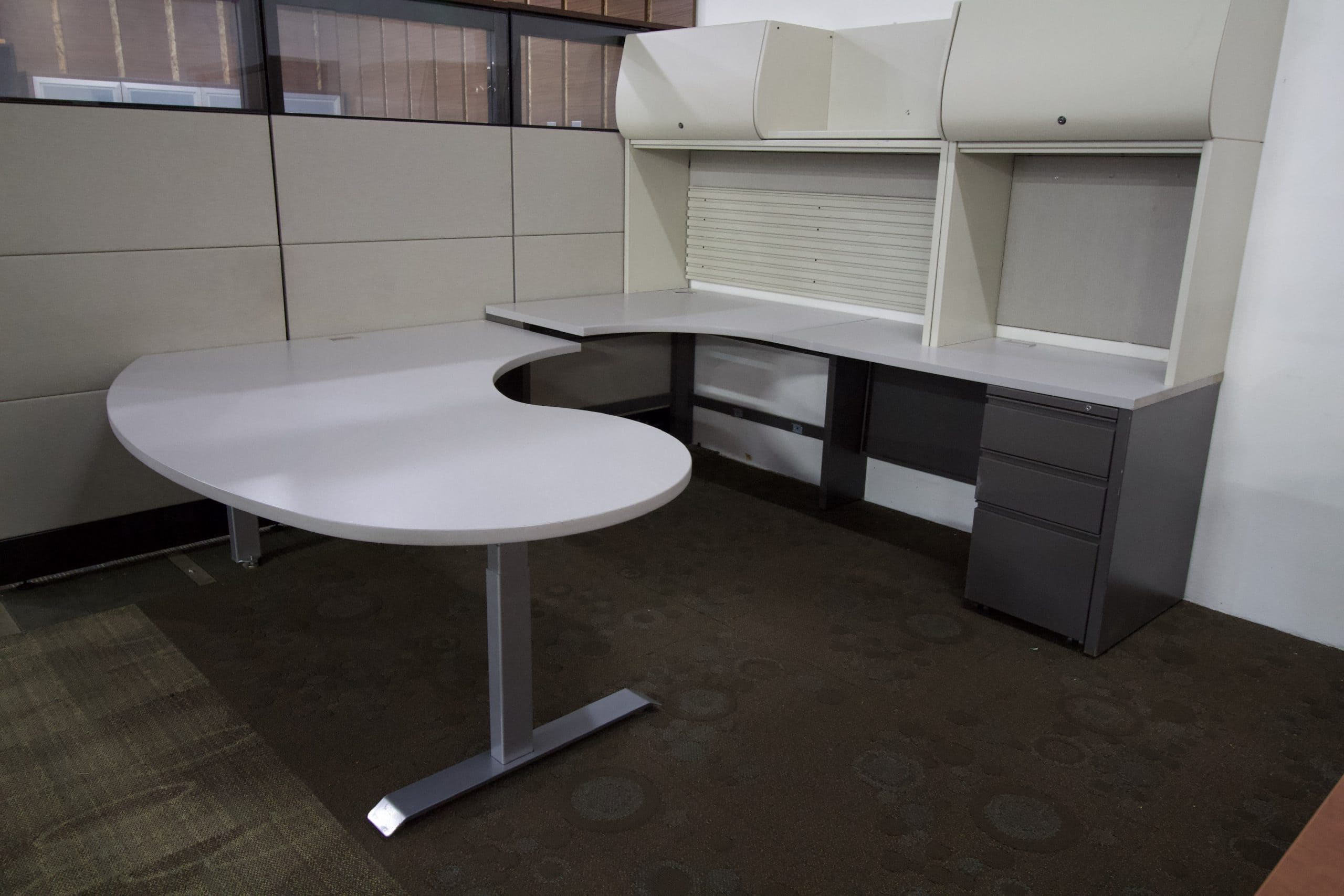 U shaped Desk with power front table (1) MP