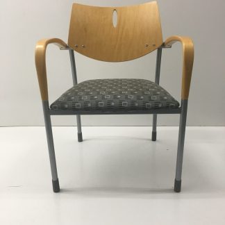 Mapleback Guest Chairs with Fabric (4)