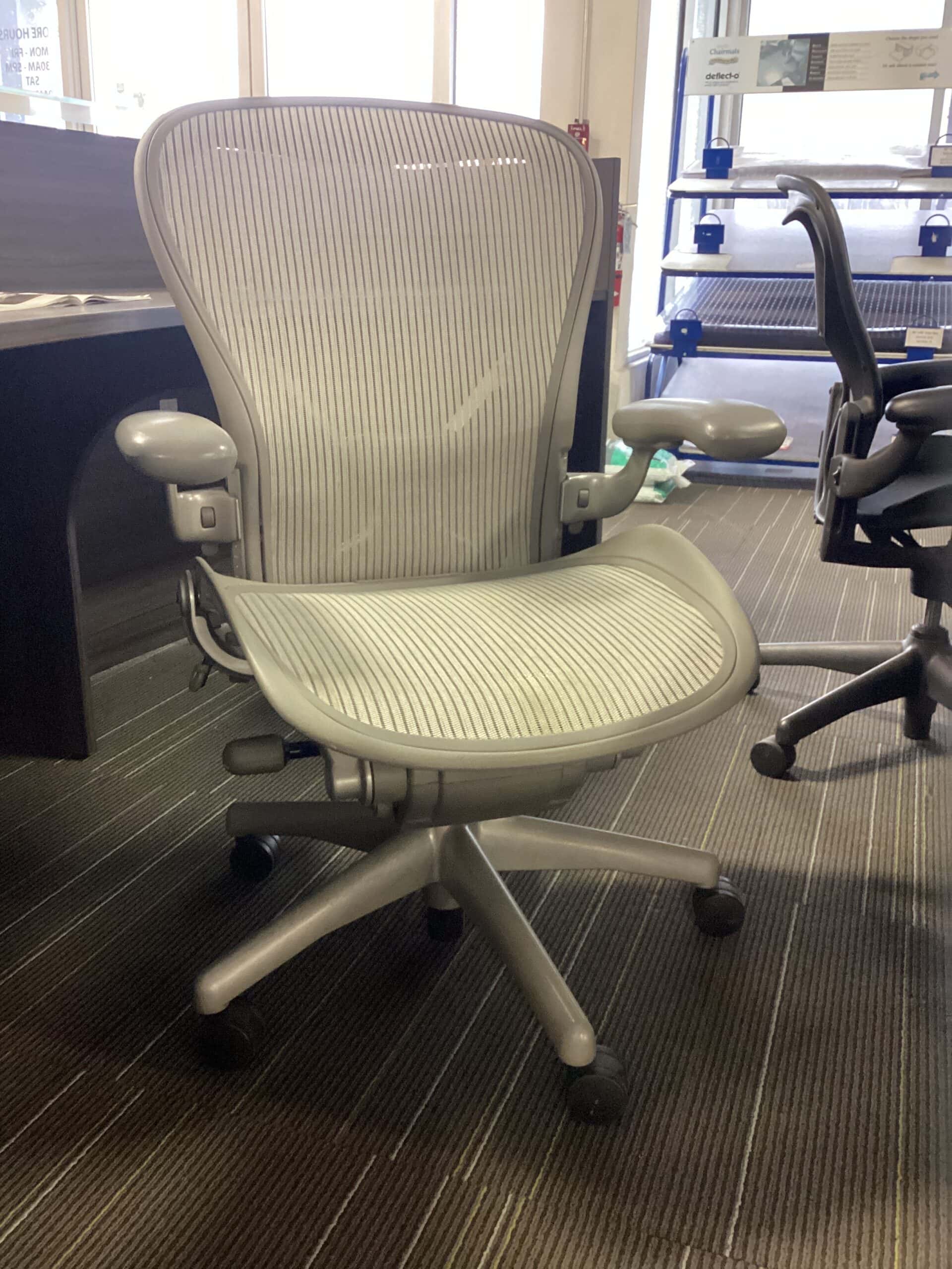 Herman Miller Aeron Chairs - Image 4