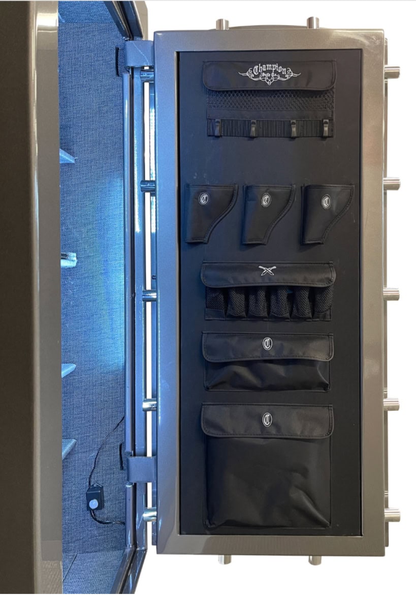 Champion Trophy 40 Safe - Image 5