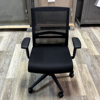 All-Black Derby Task Chair